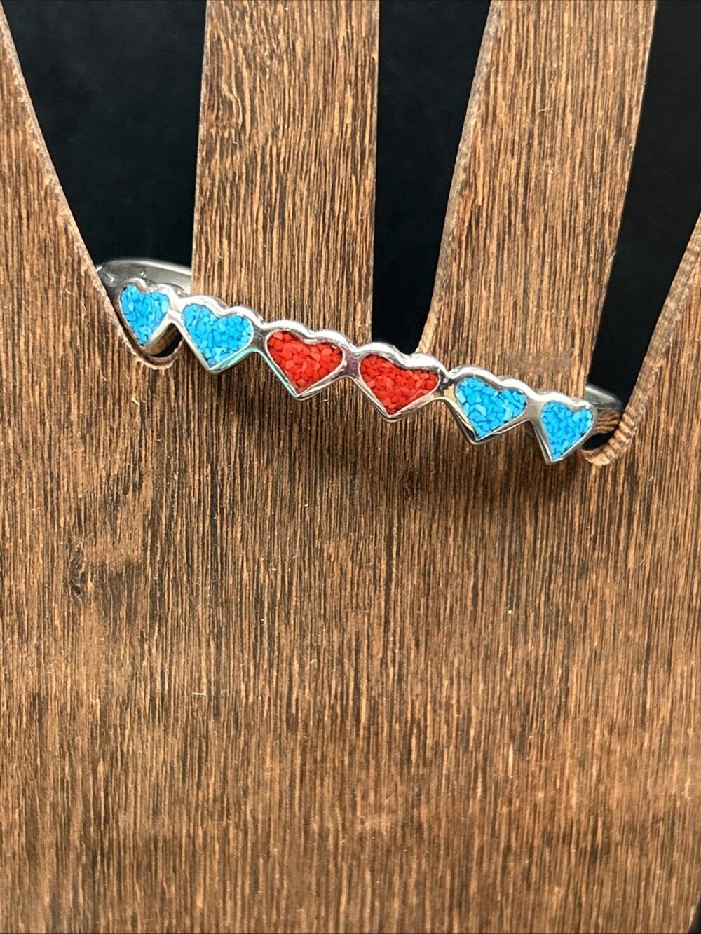 VTG Southwest Silver Turquoise & Coral Chip Hearts Cuff Bracelet Size 5.5 Child